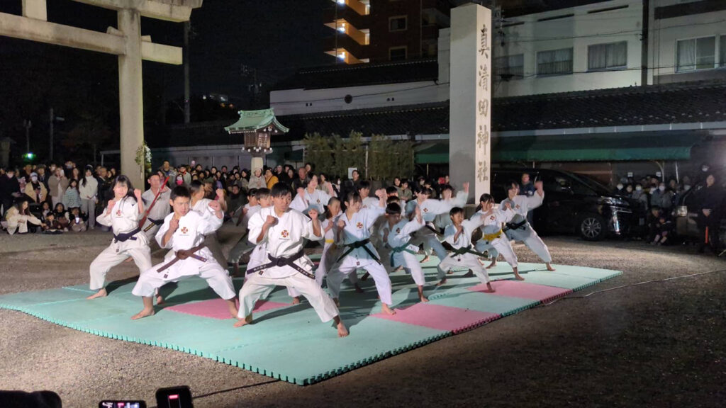 愛知県　一宮中部道院　真清田神社　ランタン祭　演武発表写真